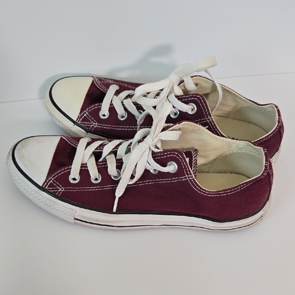 Converse Burgundy and White Women's Shoes - Picture 3 of 8